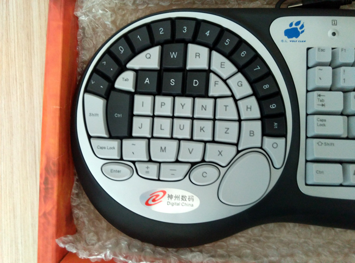 Professional Gaming Keyboard I - огляд і ціна Gaming Keyboard Hand
