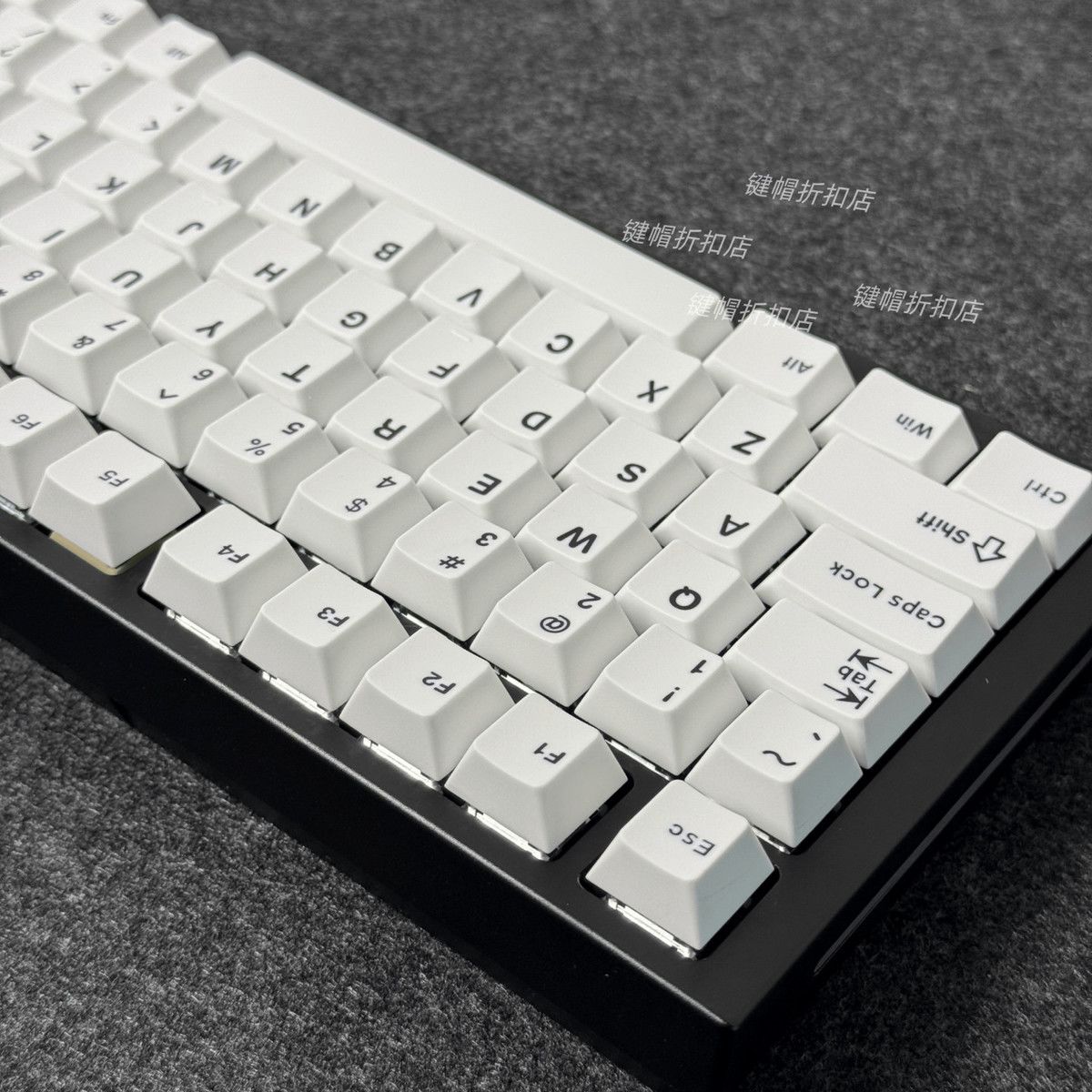 Minimalist Pure White Keycaps  - огляд і ціна Gaming Keyboard Bundle